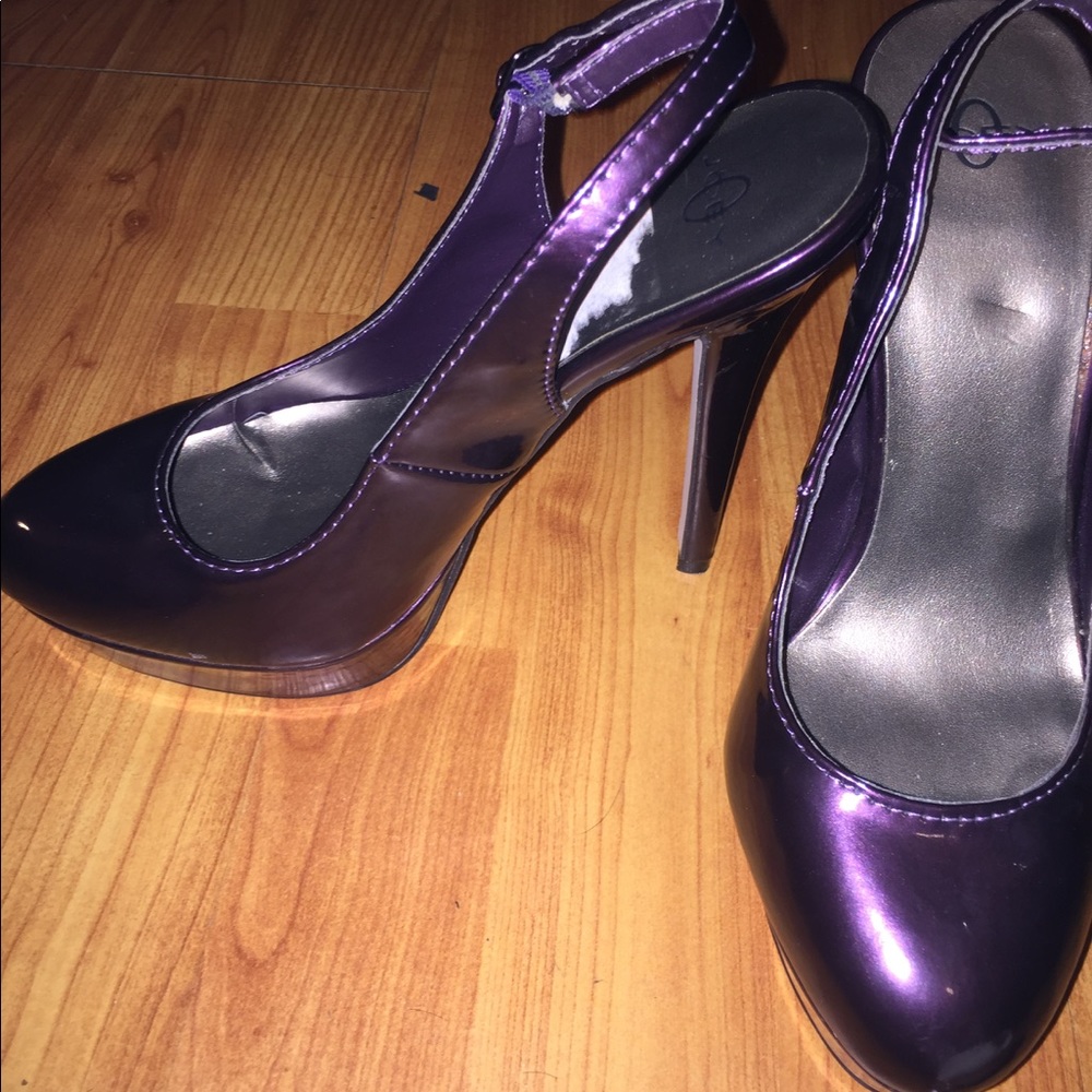 Brand new purple/burgundy platform heels
